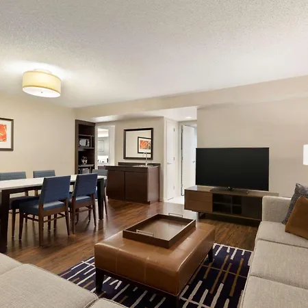 Embassy Suites By Hilton Chicago Lombard