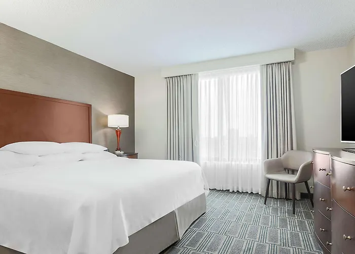 Embassy By Hilton Chicago Hotel 3*