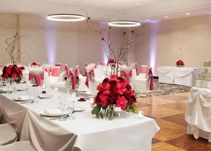Hotel Embassy By Hilton Chicago 3*