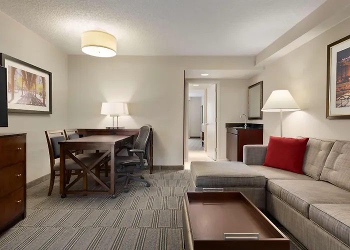 Embassy By Hilton Chicago Lombard