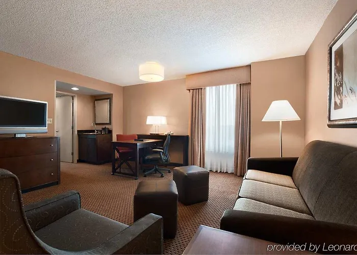 Embassy By Hilton Chicago