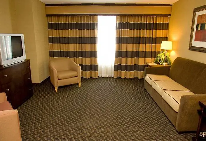 Embassy By Hilton Chicago
