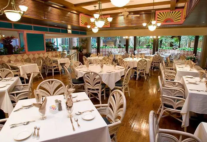 Embassy By Hilton Chicago Hotel 3*