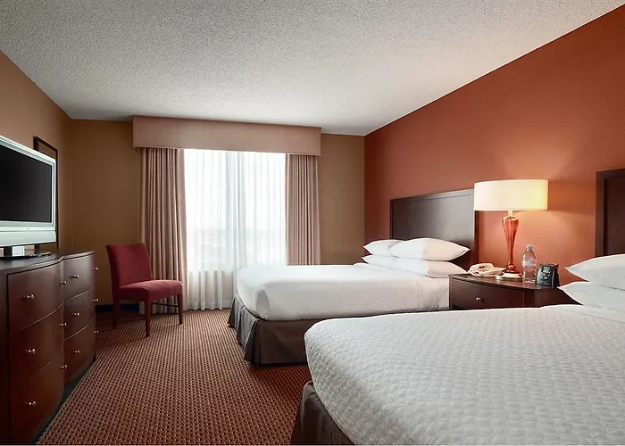 Embassy By Hilton Chicago Lombard