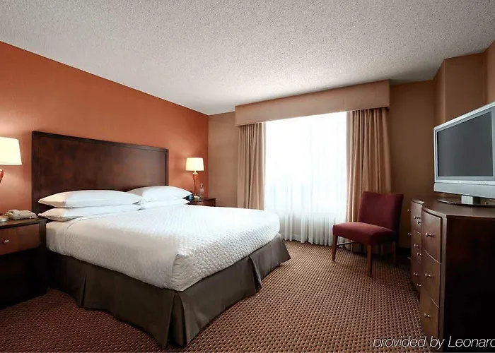 Hotel Embassy By Hilton Chicago Lombard