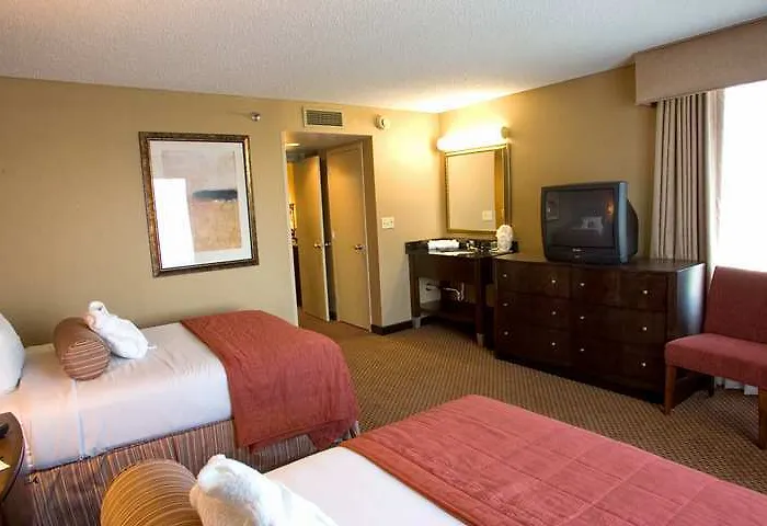 Hotel Embassy By Hilton Chicago